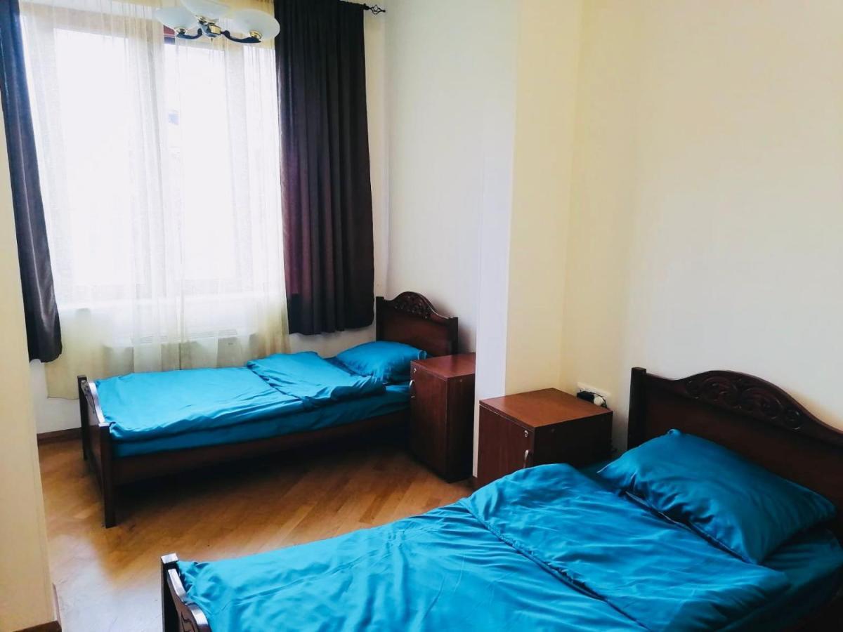 Arevahostel&Apartment Jerevan Exteriör bild